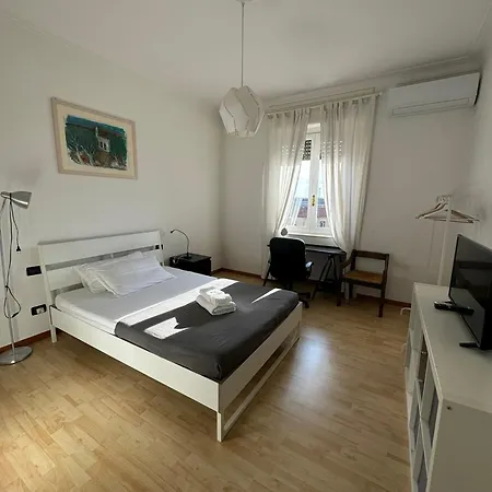 Trilocale Con Due Balconi A Isola Porta Nuova דירה מילאנו